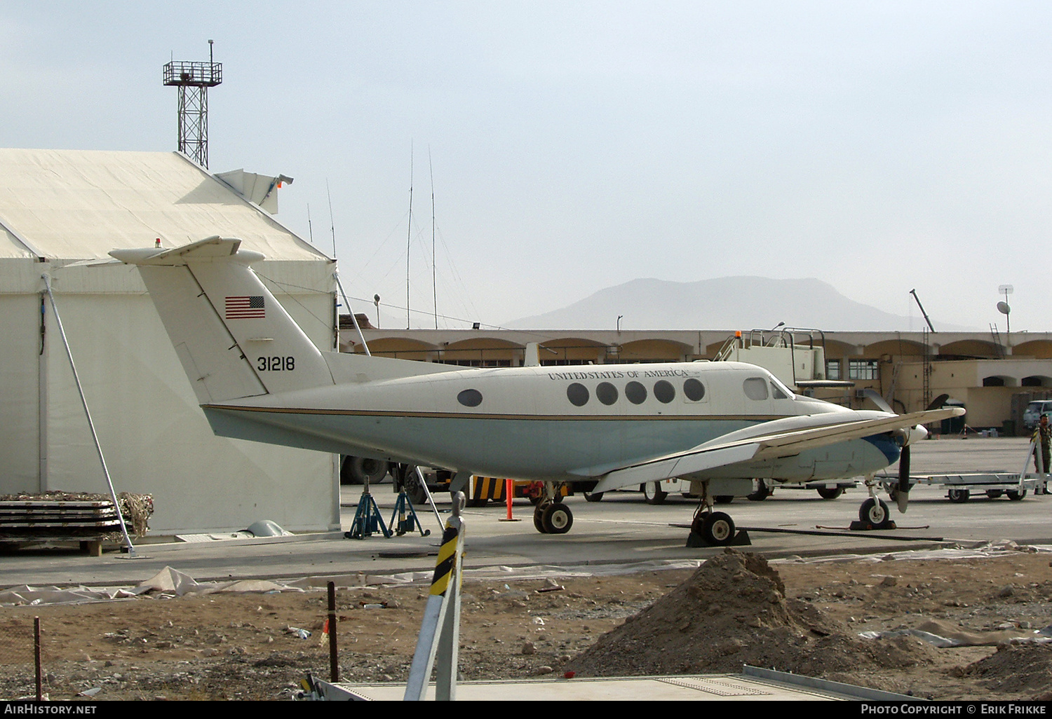 Aircraft Photo of 73-1218 / 31218 | Beech C-12C Huron | USA - Air Force | AirHistory.net #459412