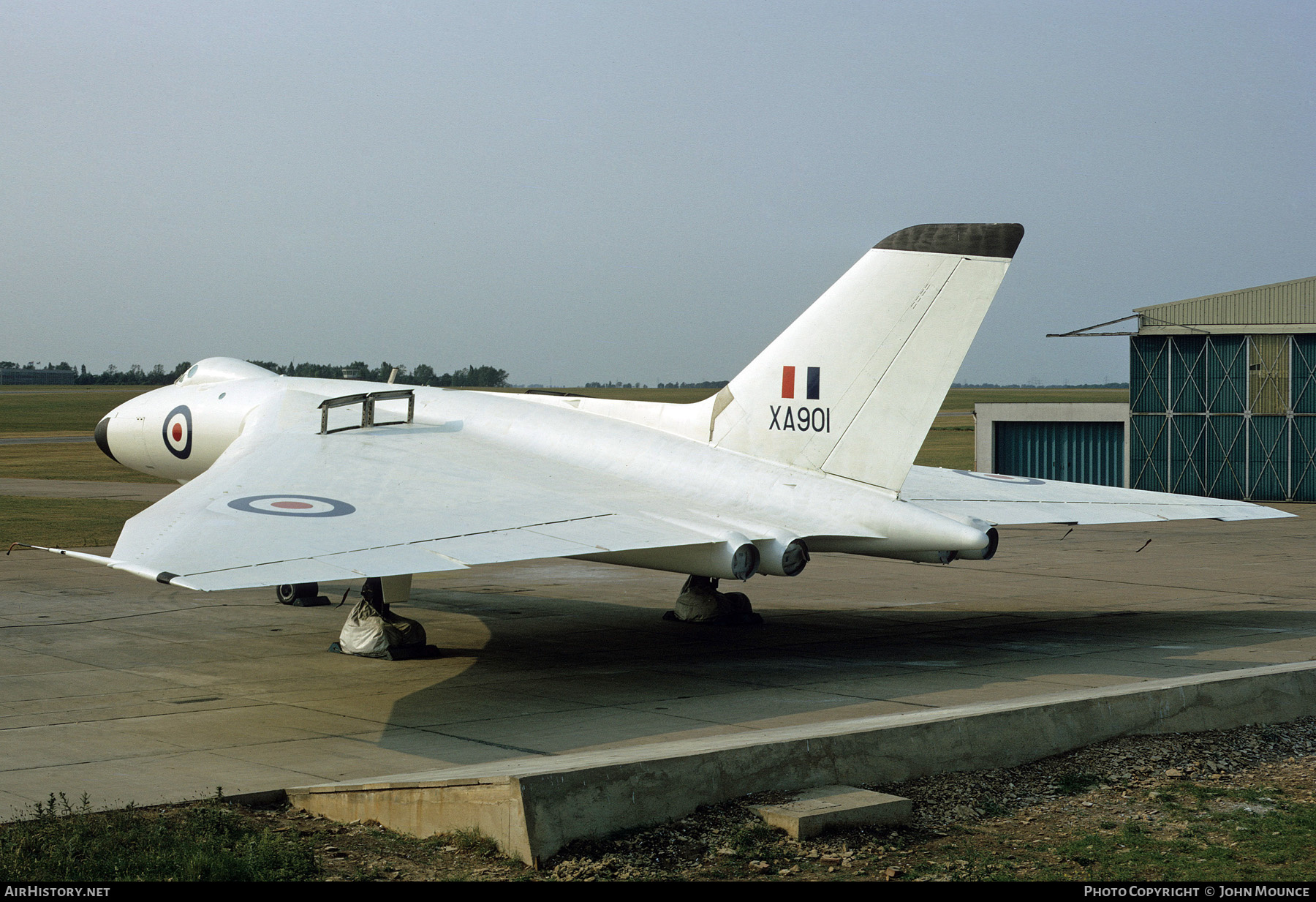 Aircraft Photo of XA901 | Avro 698 Vulcan B.1 | UK - Air Force | AirHistory.net #459663