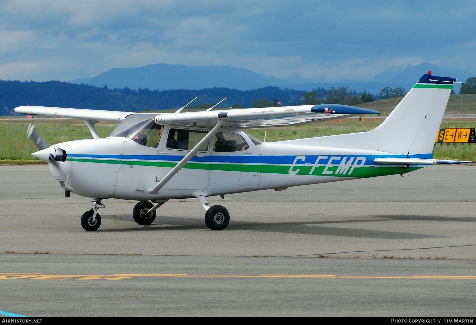 Aircraft Photo of C-FEMP | Cessna 172R Skyhawk | AirHistory.net #459669