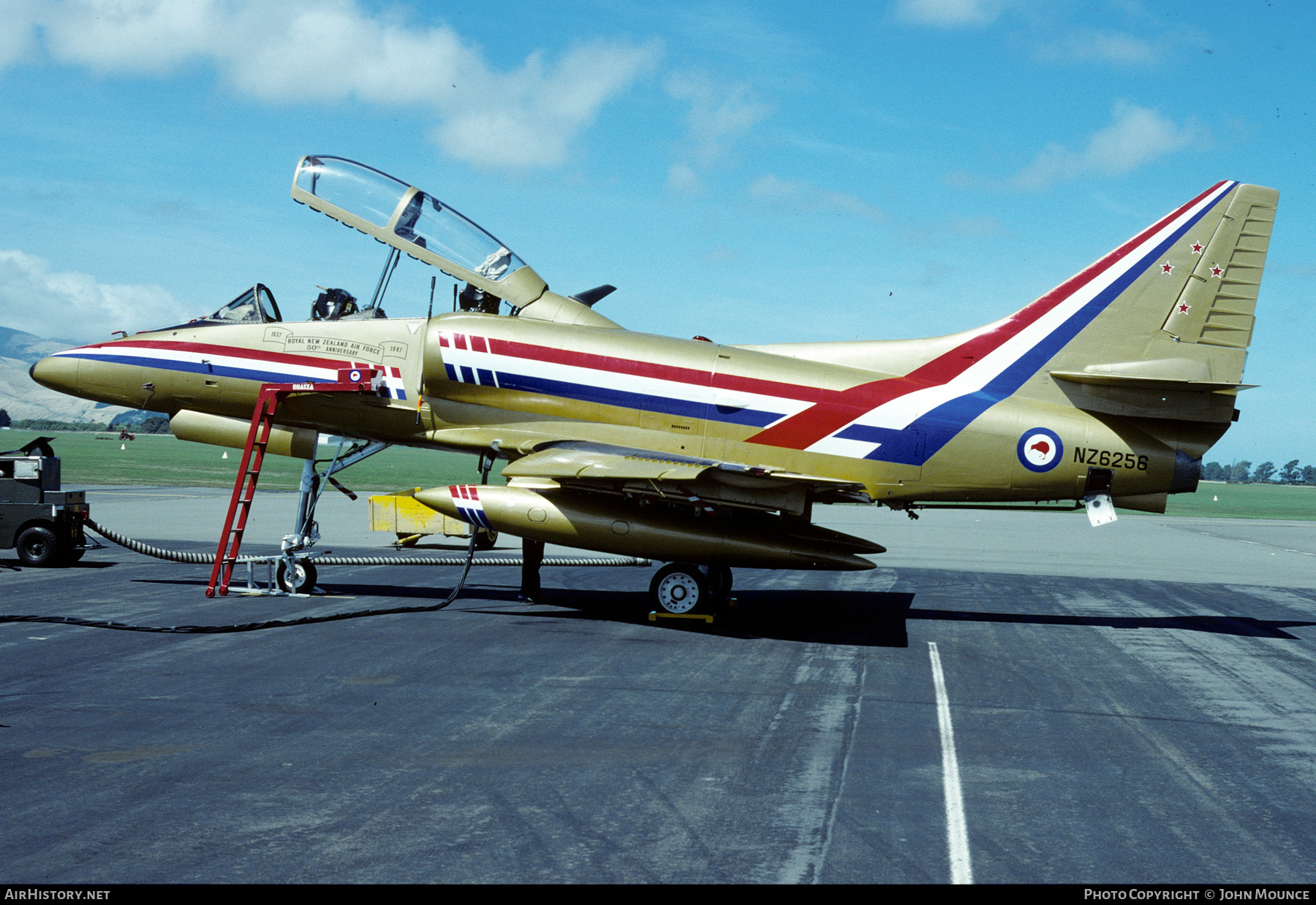 Aircraft Photo of NZ6256 | Douglas TA-4G Skyhawk | New Zealand - Air Force | AirHistory.net #459673