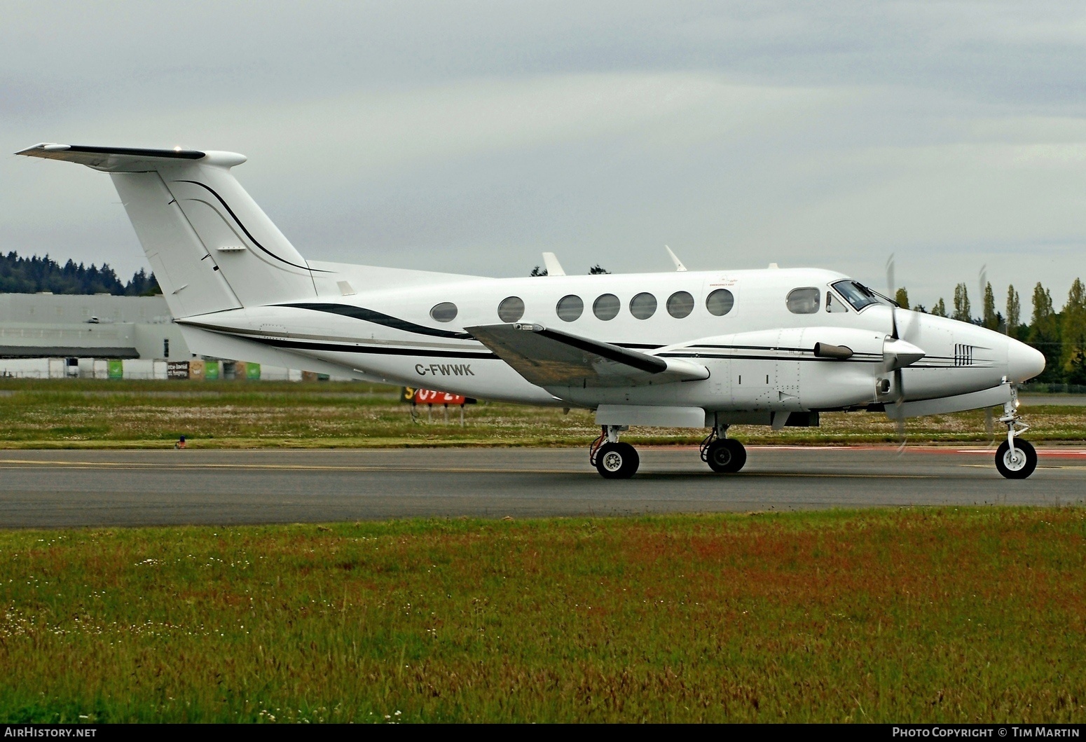 Aircraft Photo of C-FWWK | Beech Super King Air 300 | AirHistory.net #459686