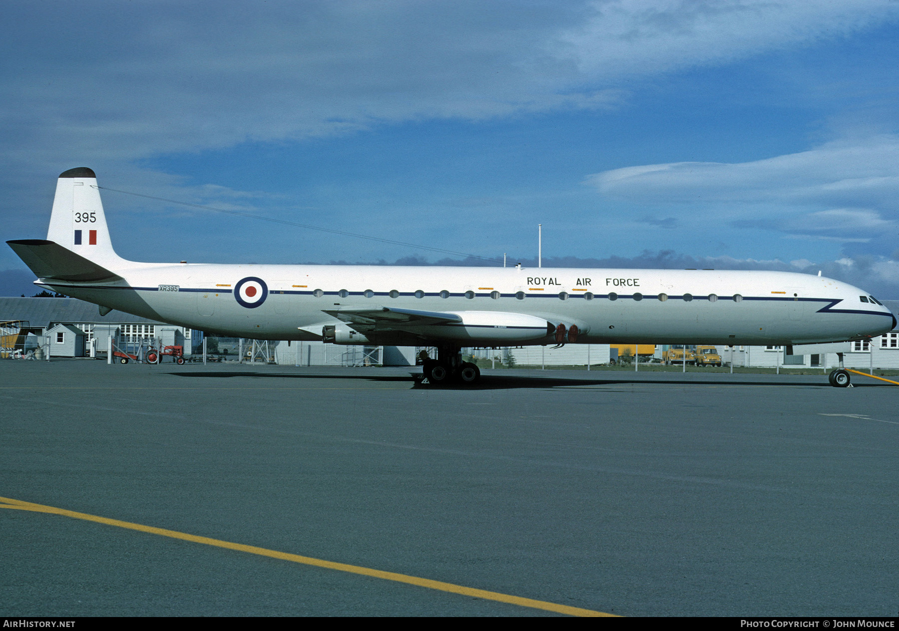 Aircraft Photo of XR395 | De Havilland D.H. 106 Comet C.4 | UK - Air Force | AirHistory.net #459687