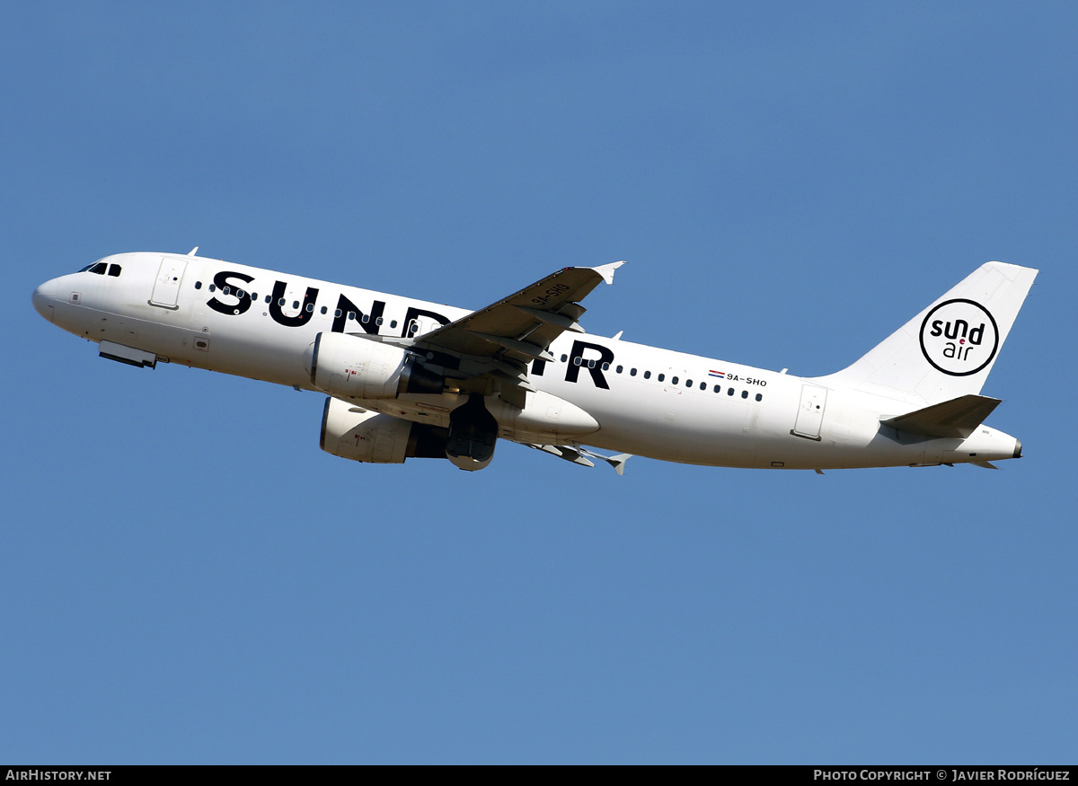 Aircraft Photo of 9A-SHO | Airbus A320-214 | Sundair | AirHistory.net #459833