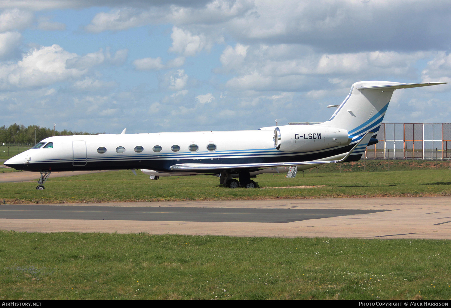 Aircraft Photo of G-LSCW | Gulfstream Aerospace G-V Gulfstream V-SP | AirHistory.net #459850