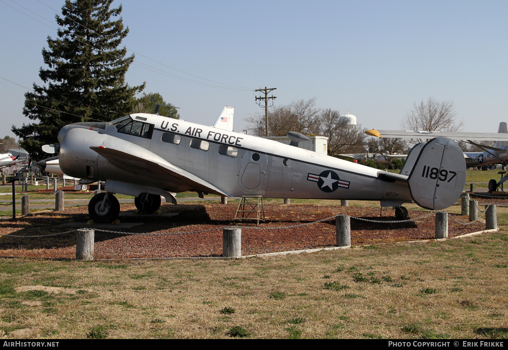 Aircraft Photo of 51-11897 / 11897 | Beech RC-45H Expeditor | USA - Air Force | AirHistory.net #459895