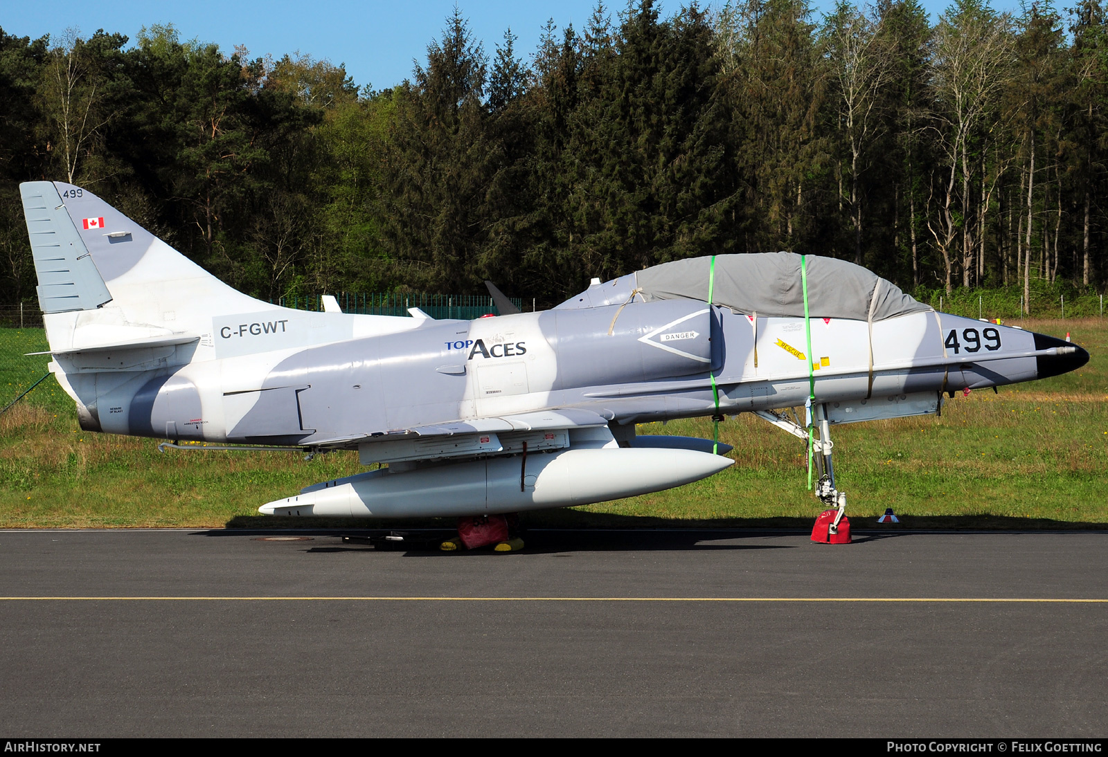 Aircraft Photo of C-FGWT | Douglas TA-4J Skyhawk | Top Aces | AirHistory.net #459940