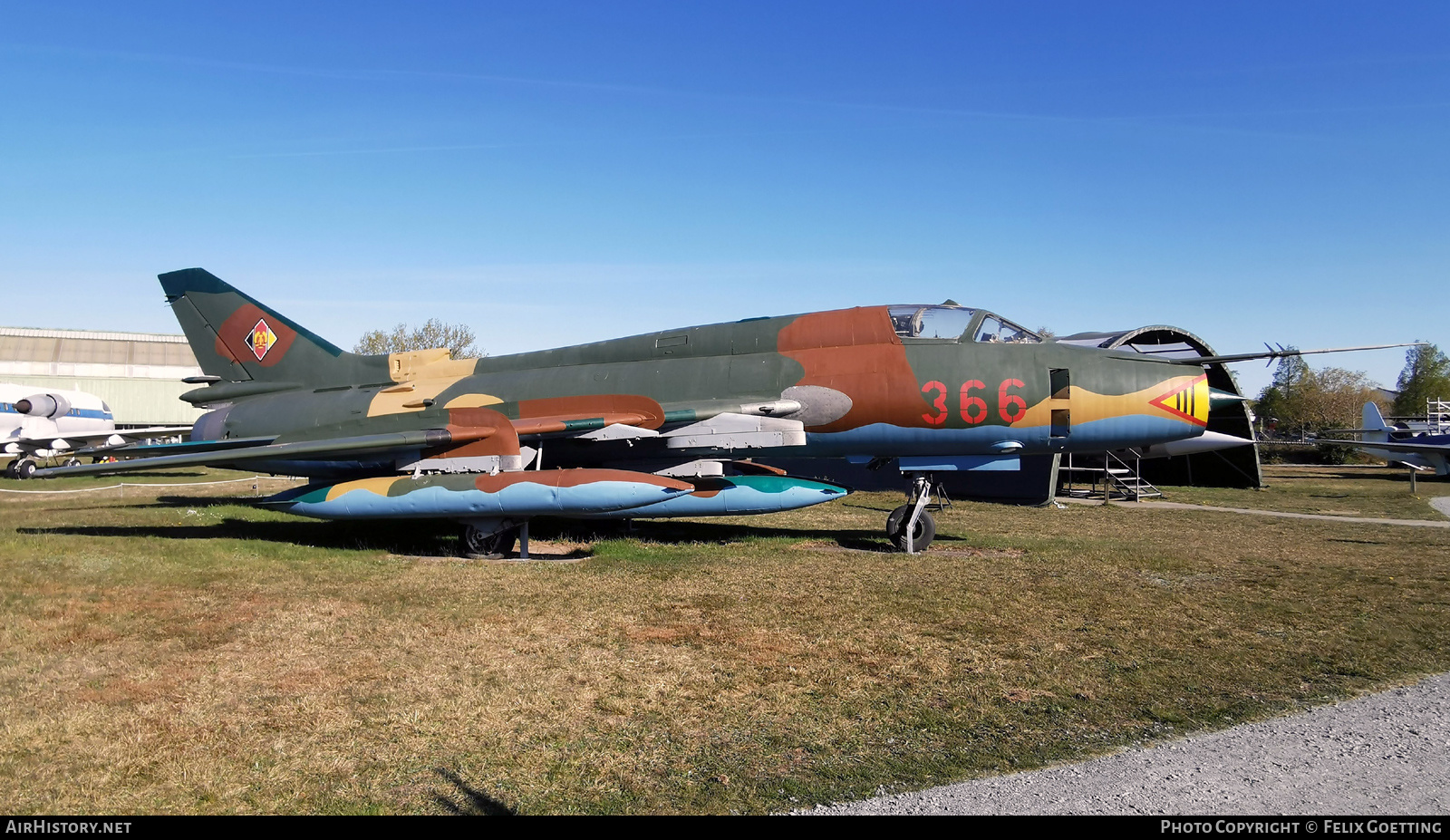 Aircraft Photo of 366 | Sukhoi Su-22M4 | East Germany - Air Force | AirHistory.net #459948