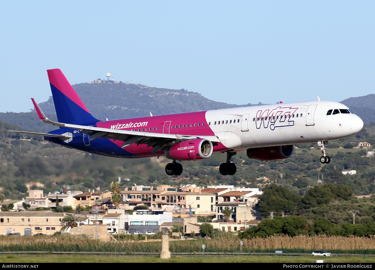 Aircraft Photo of HA-LXT | Airbus A321-231 | Wizz Air | AirHistory.net #459962