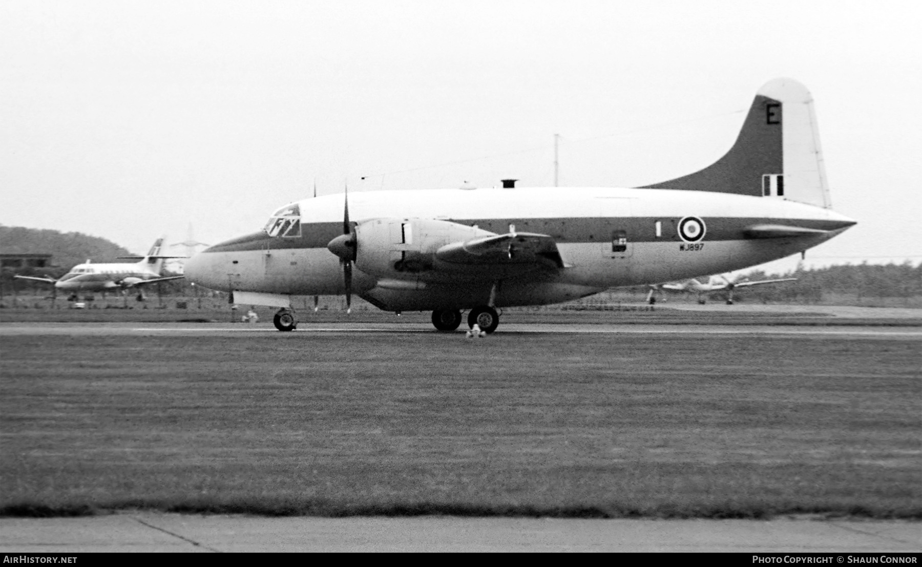 Aircraft Photo of G-BDFT / WJ897 | Vickers 668 Varsity T.1 | UK - Air Force | AirHistory.net #459989
