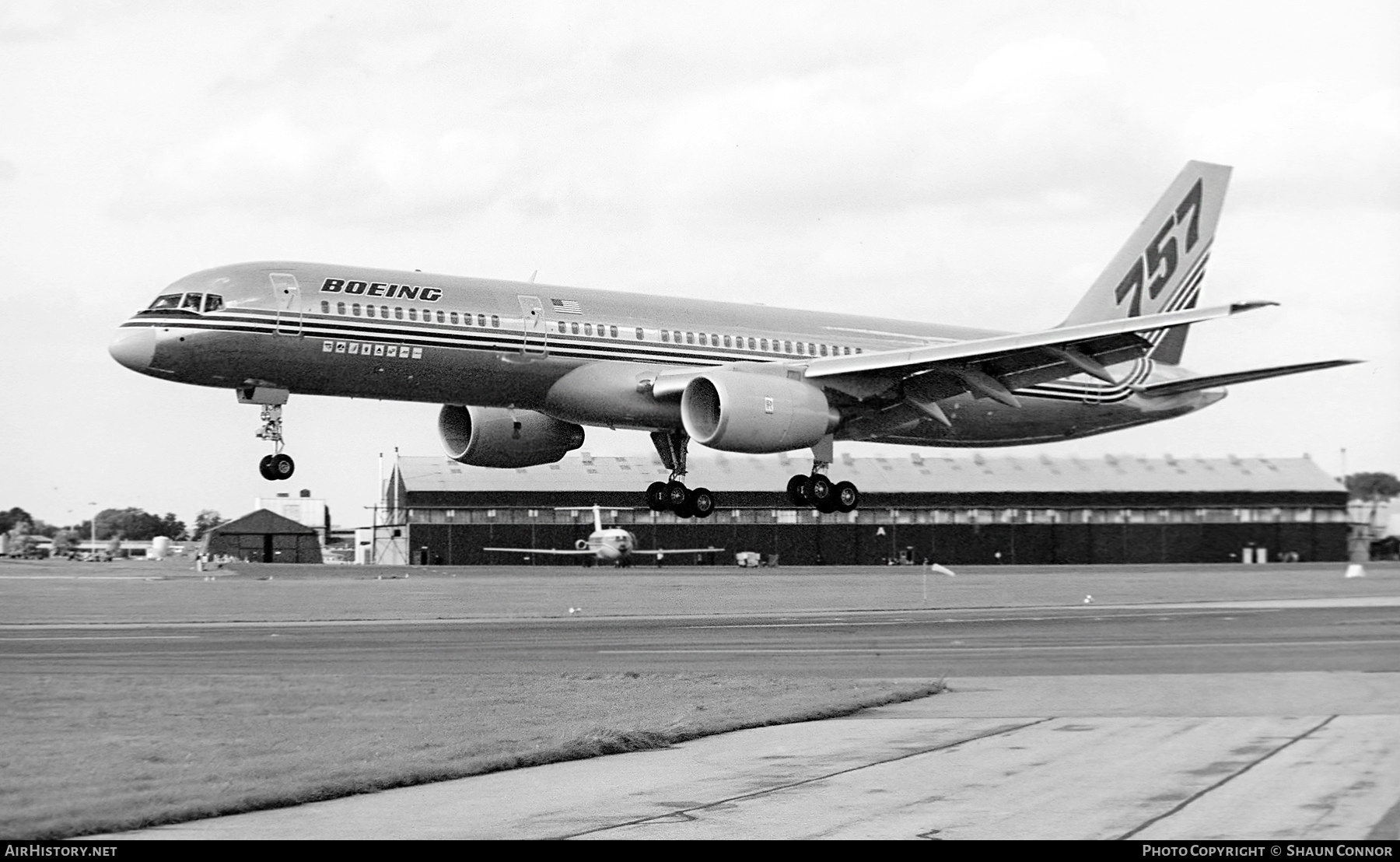 Aircraft Photo of N505EA | Boeing 757-225 | Boeing | AirHistory.net #460027