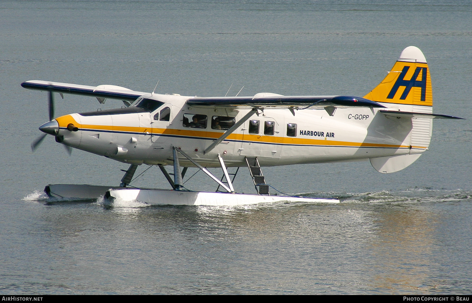 Aircraft Photo of C-GOPP | Vazar DHC-3T Turbine Otter | Harbour Air | AirHistory.net #460150