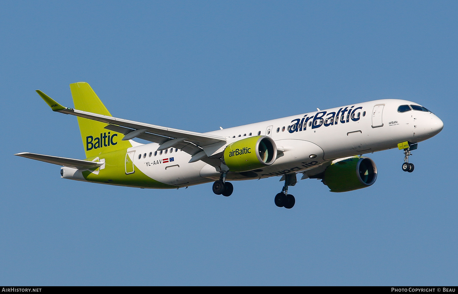 Aircraft Photo of YL-AAV | Airbus A220-371 (BD-500-1A11) | AirBaltic | AirHistory.net #460175