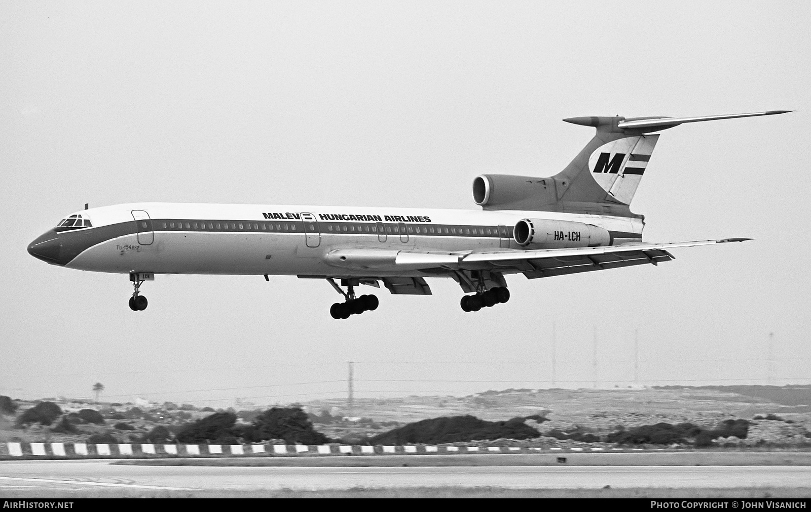 Aircraft Photo of HA-LCH | Tupolev Tu-154B-2 | Malév - Hungarian Airlines | AirHistory.net #460230