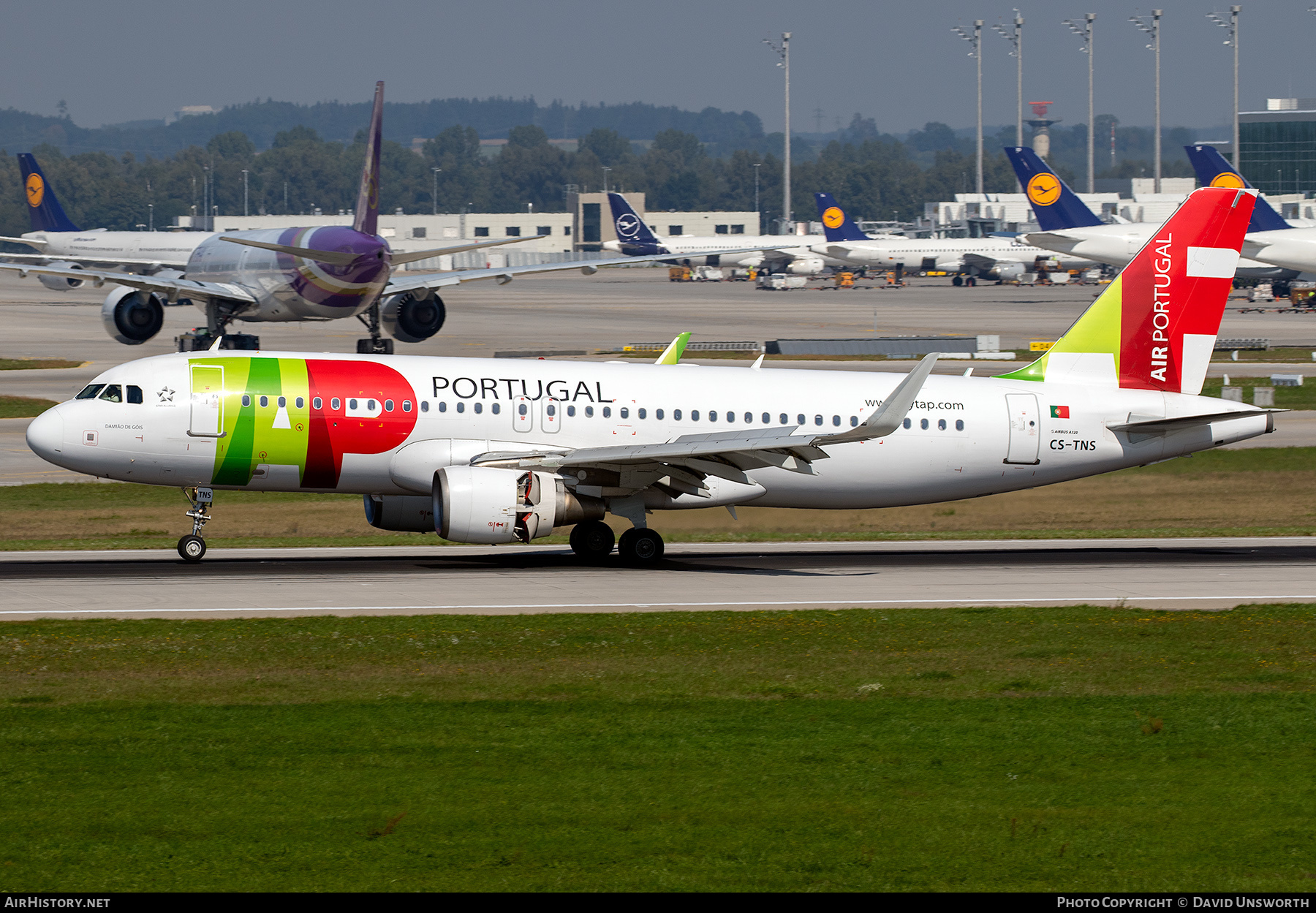Aircraft Photo of CS-TNS | Airbus A320-214 | TAP Portugal | AirHistory.net #460259