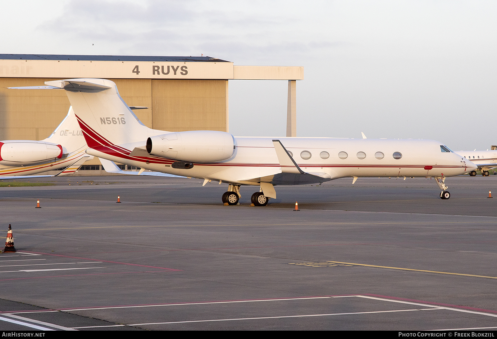 Aircraft Photo of N5616 | Gulfstream Aerospace G-V Gulfstream V | AirHistory.net #460275