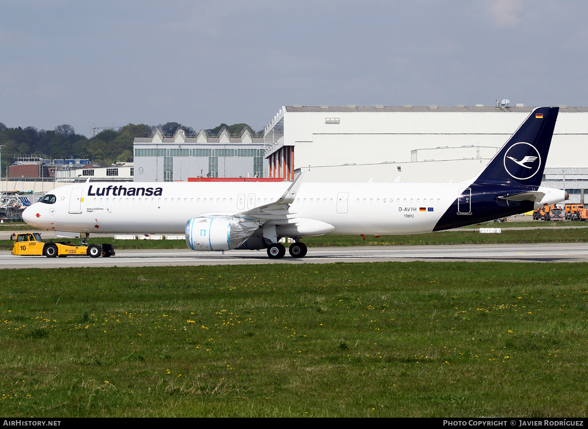 Aircraft Photo of D-AVYH / D-AIEO | Airbus A321-271NX | Lufthansa | AirHistory.net #460313