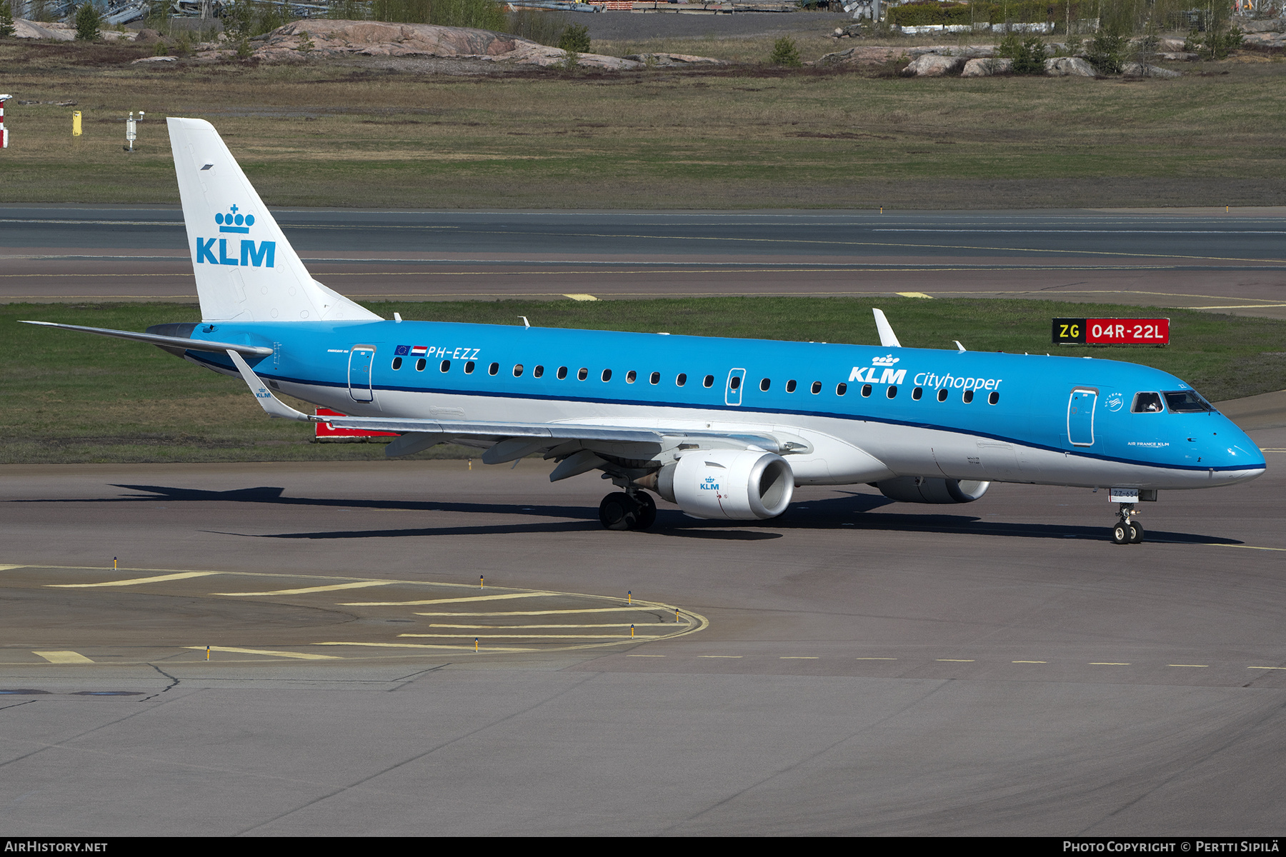 Aircraft Photo of PH-EZZ | Embraer 190STD (ERJ-190-100STD) | KLM Cityhopper | AirHistory.net #460429
