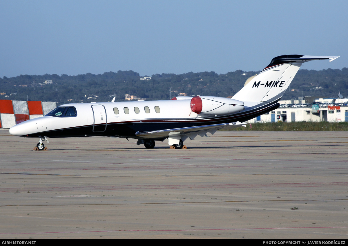 Aircraft Photo of M-MIKE | Cessna 525C CitationJet CJ4 | AirHistory.net #460455