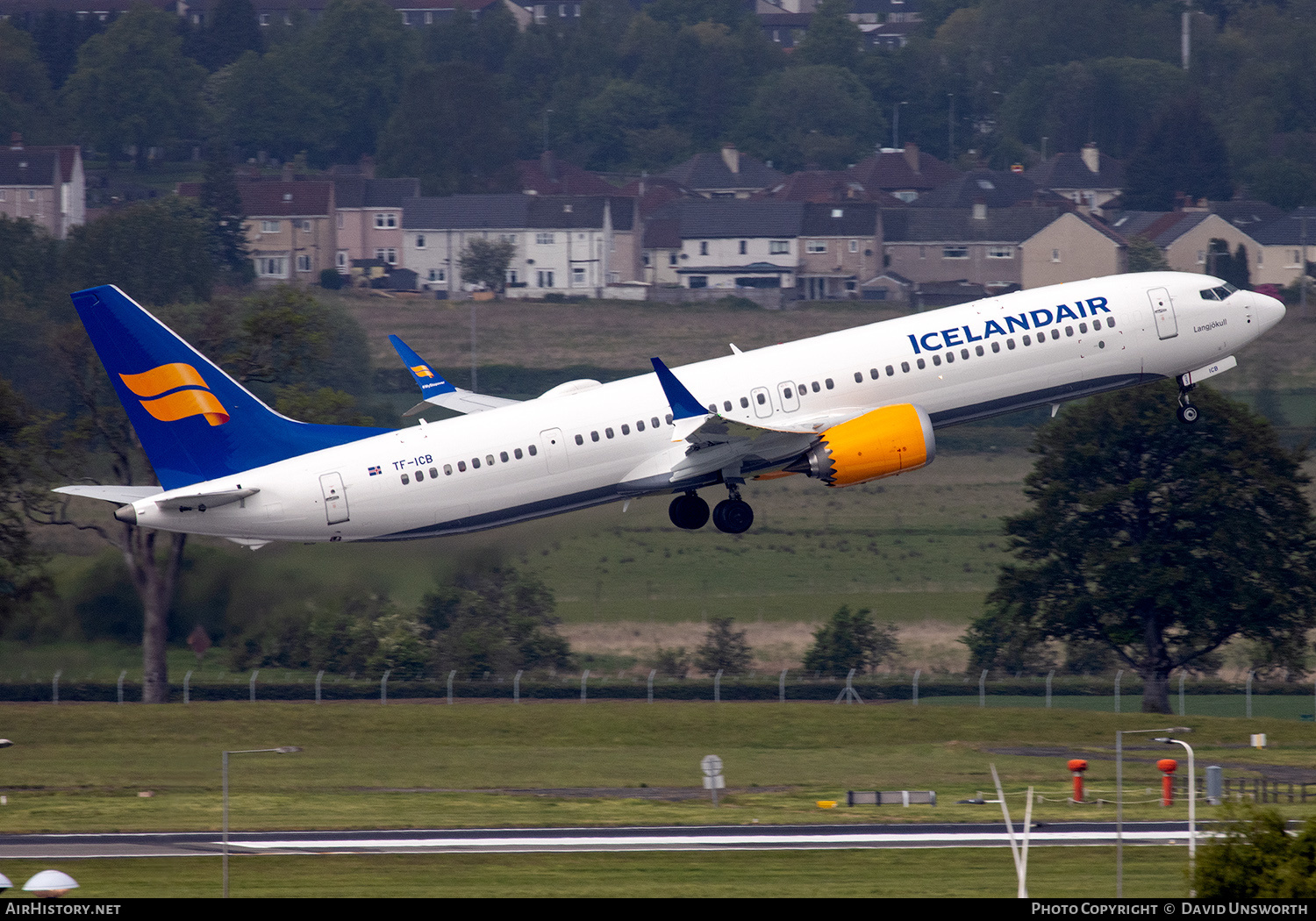 Aircraft Photo of TF-ICB | Boeing 737-9 Max 9 | Icelandair | AirHistory.net #460482