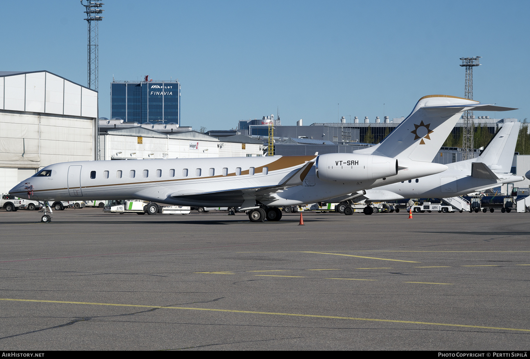 Aircraft Photo of VT-SRH | Bombardier Global 7500 (BD-700-2A12) | Sun TV Network | AirHistory.net #460494