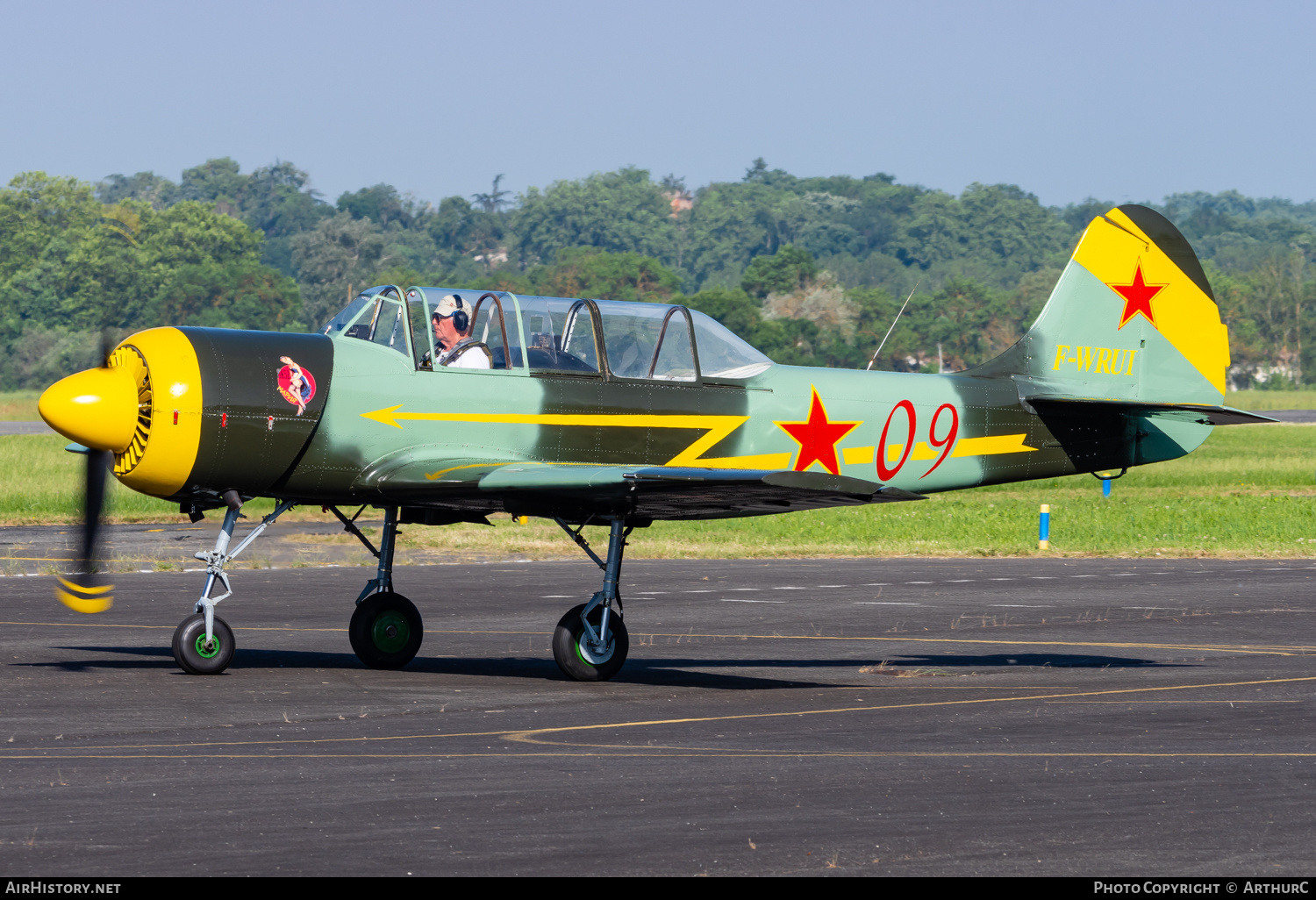 Aircraft Photo of F-WRUI | Yakovlev Yak-52 | Soviet Union - Air Force | AirHistory.net #460545