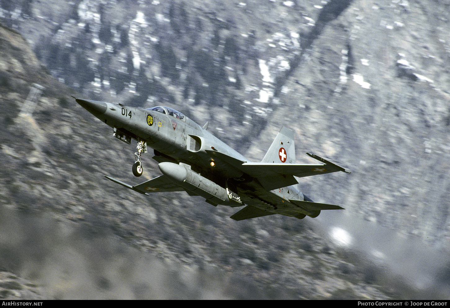 Aircraft Photo of J-3014 | Northrop F-5E Tiger II | Switzerland - Air Force | AirHistory.net #460557
