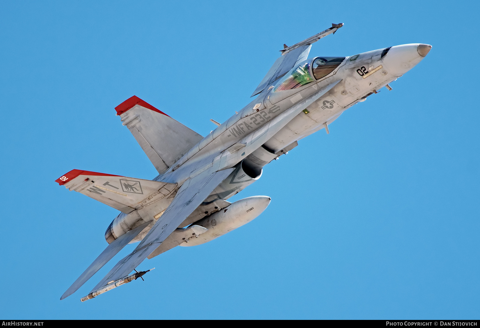Aircraft Photo of 164733 | McDonnell Douglas F/A-18C Hornet | USA - Marines | AirHistory.net #460570
