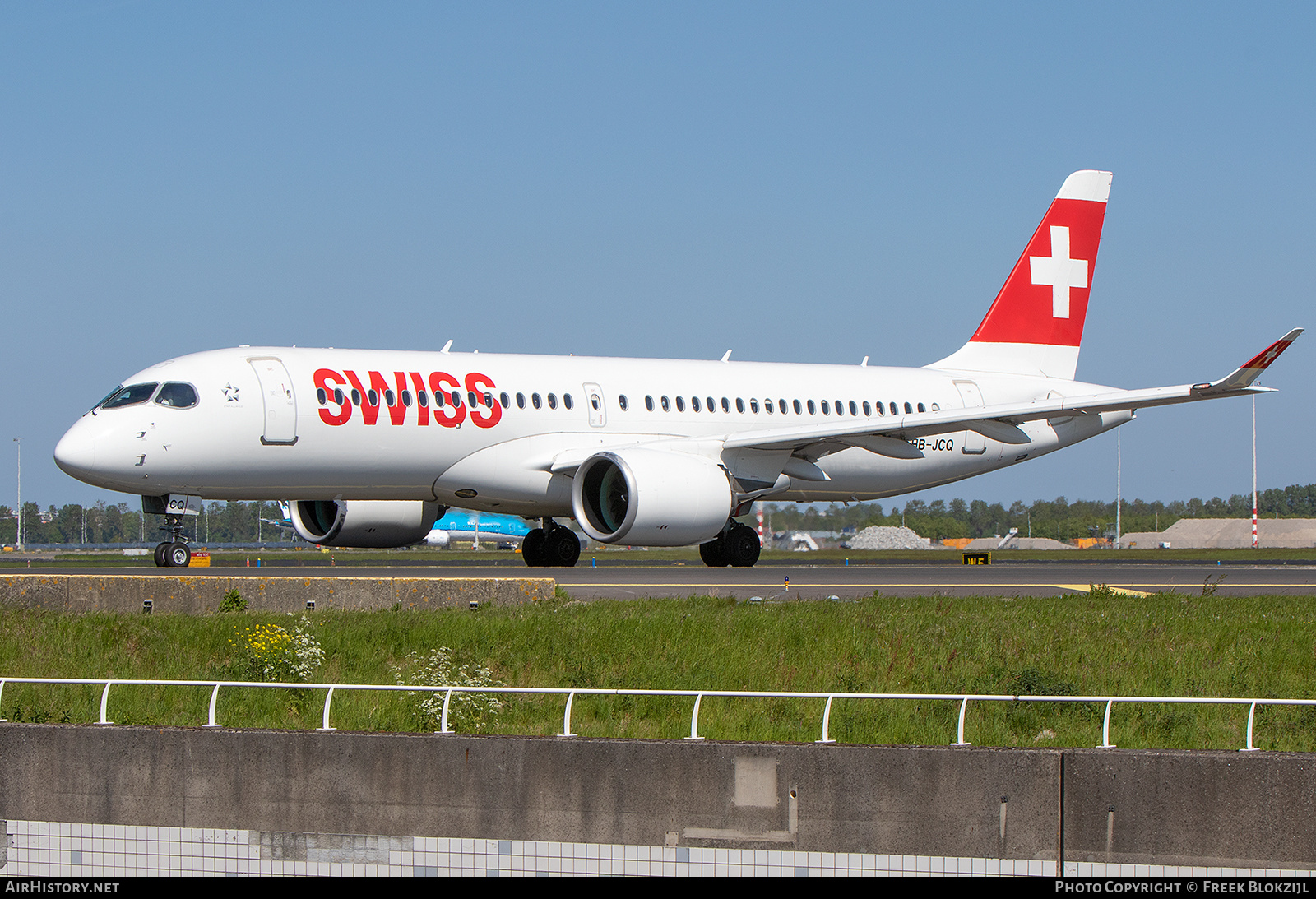 Aircraft Photo of HB-JCQ | Airbus A220-371 (BD-500-1A11) | Swiss International Air Lines | AirHistory.net #460595