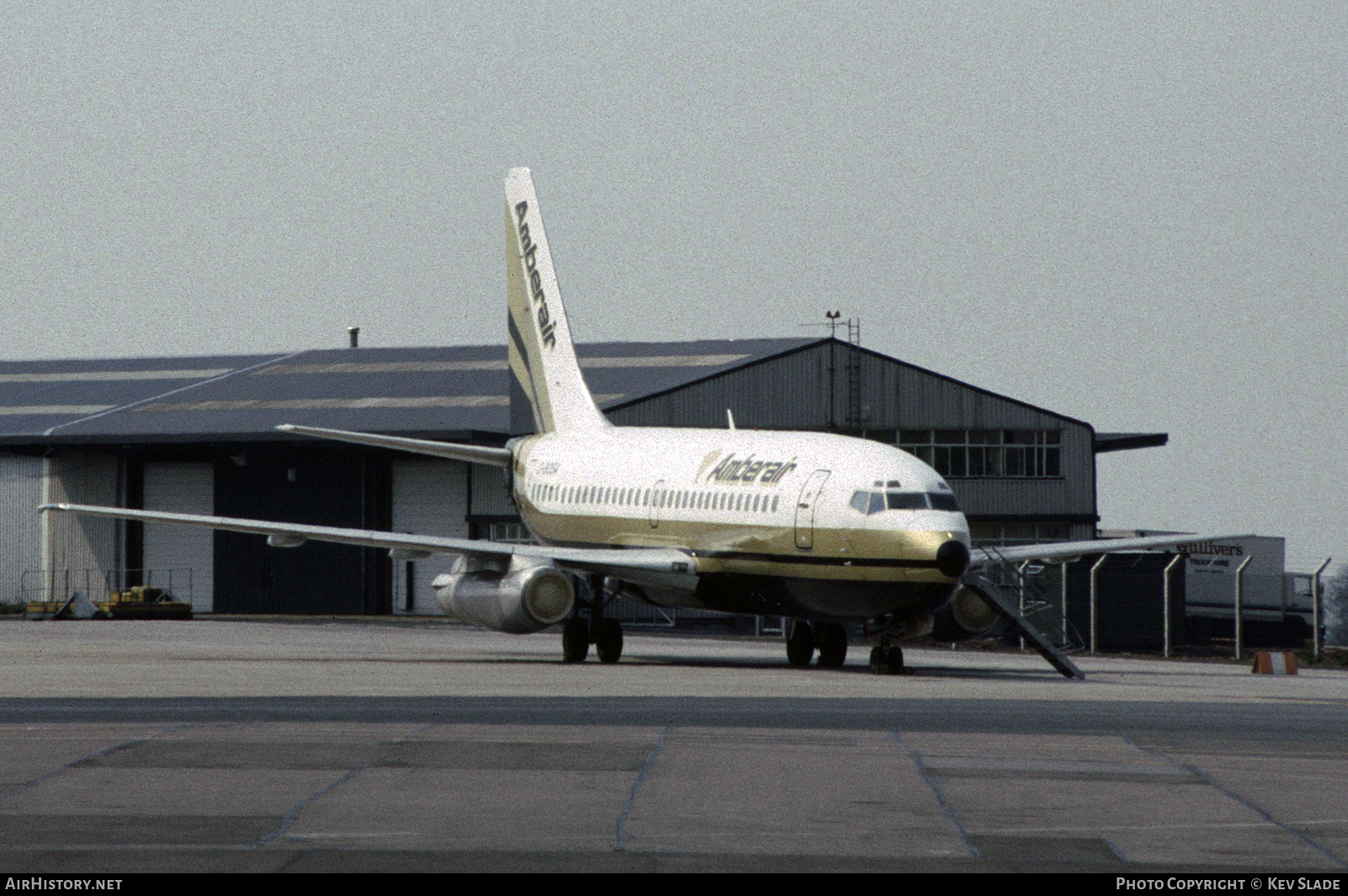 Aircraft Photo of G-BOSA | Boeing 737-204/Adv | Amberair | AirHistory.net #460611