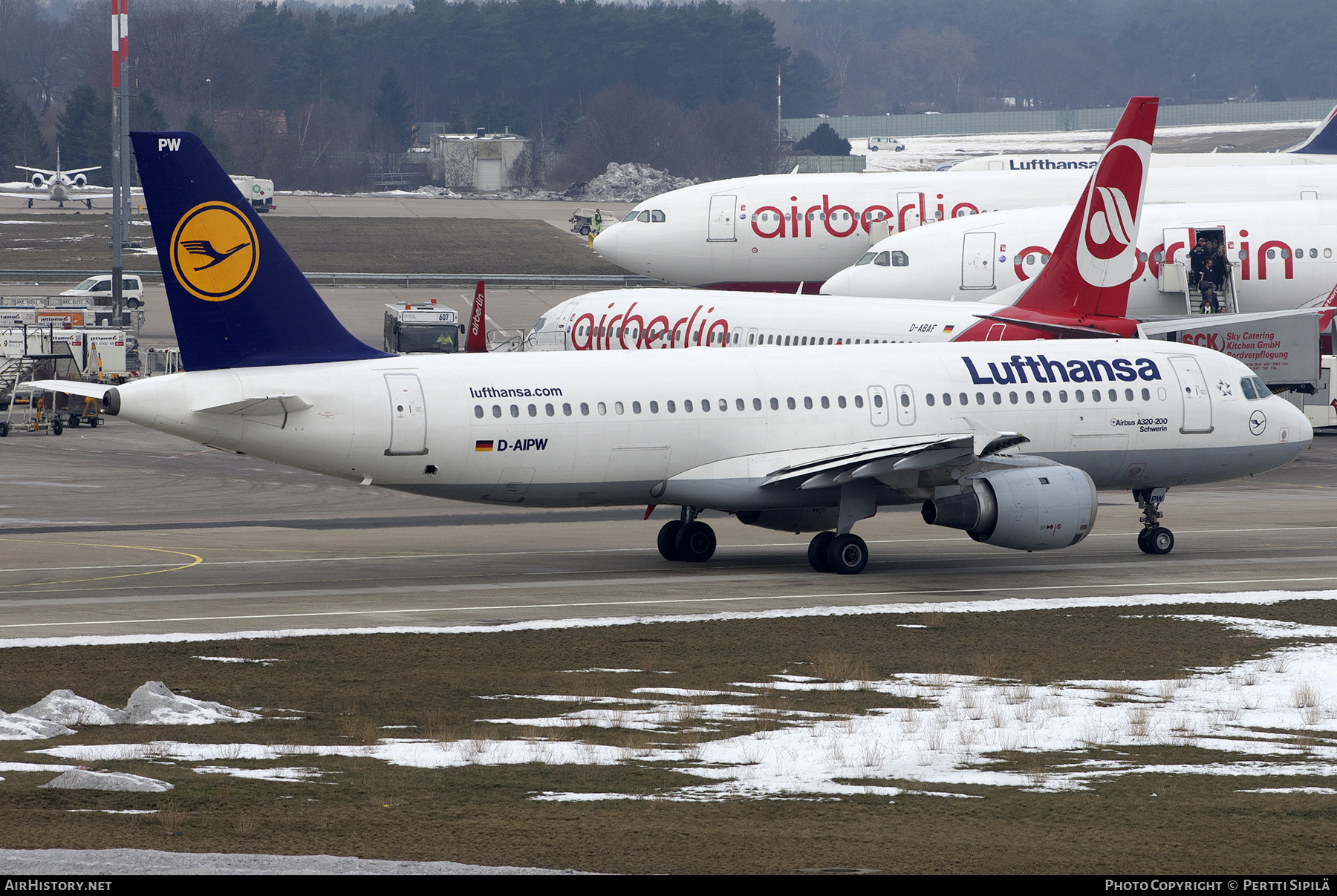 Aircraft Photo of D-AIPW | Airbus A320-211 | Lufthansa | AirHistory.net #460697