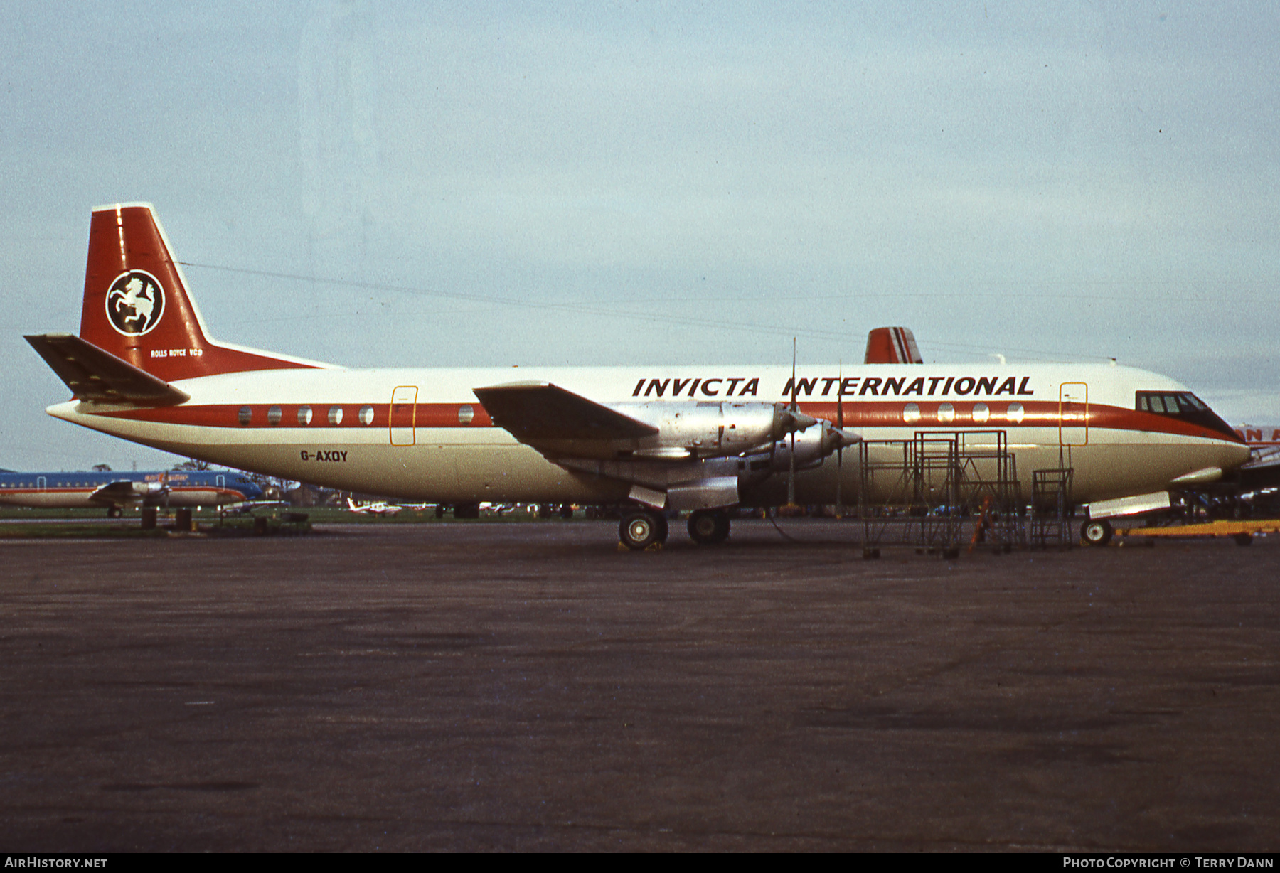 Aircraft Photo of G-AXOY | Vickers 952 Vanguard | Invicta International Airlines | AirHistory.net #460725