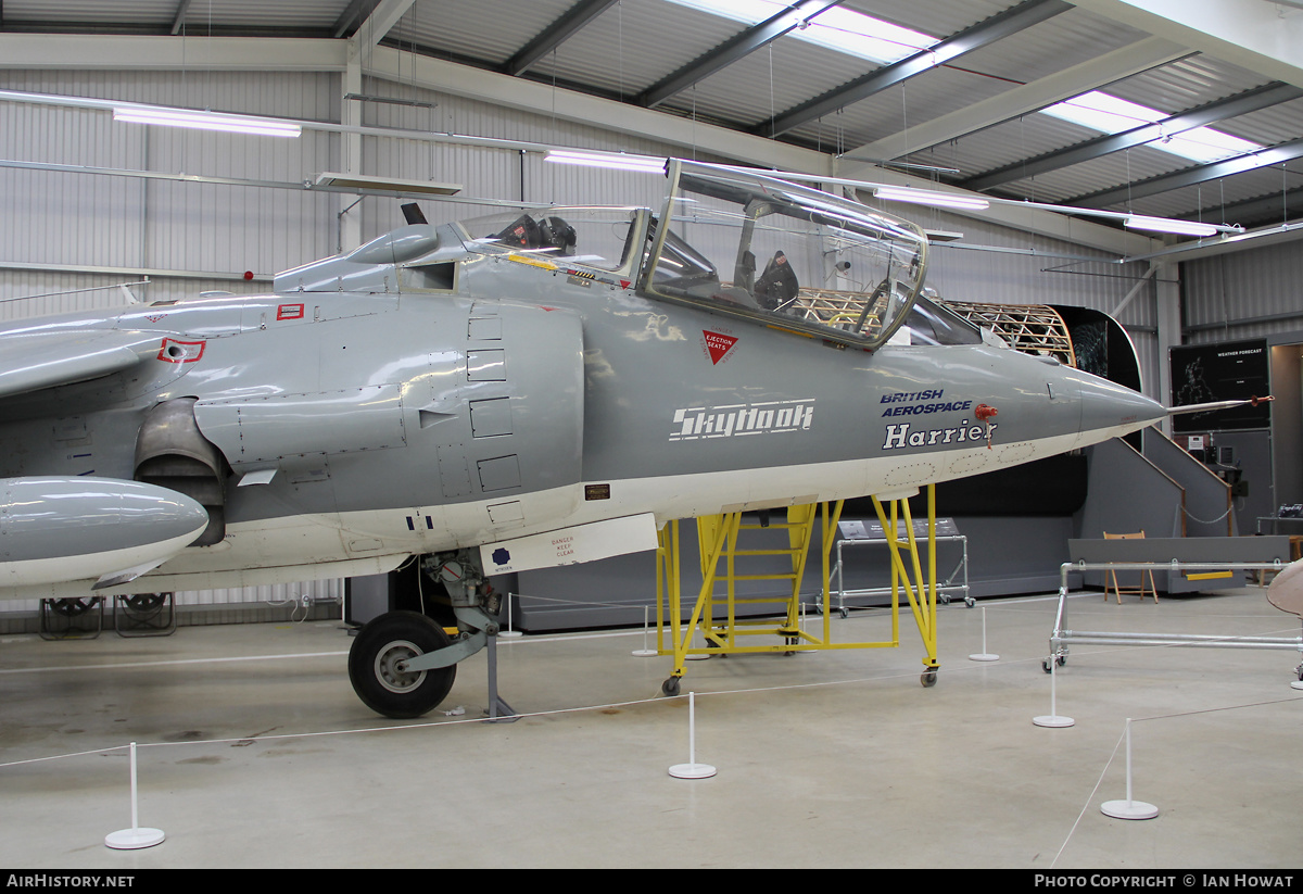 Aircraft Photo of G-VTOL | Hawker Siddeley Harrier T52 | British Aerospace | AirHistory.net #460733