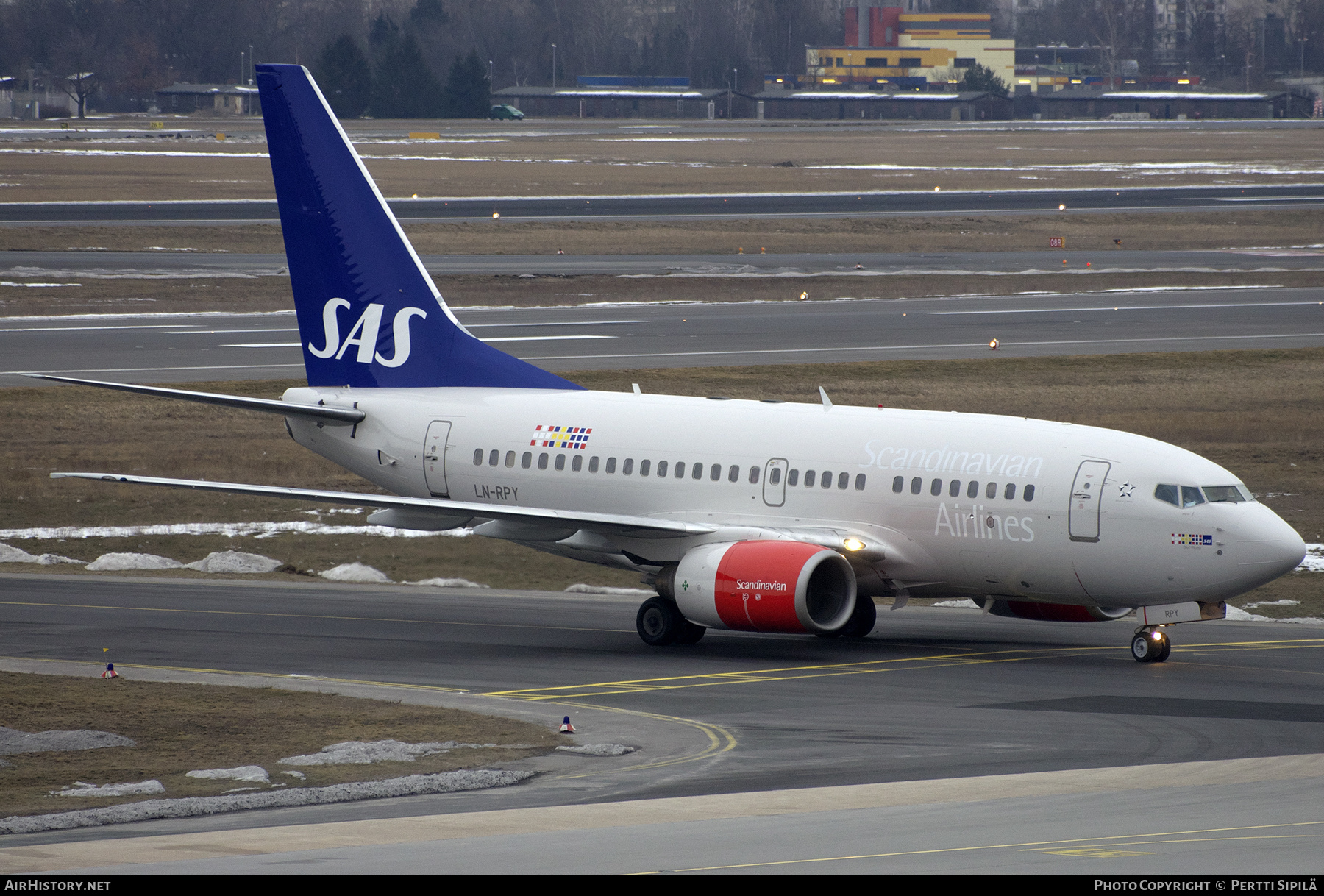 Aircraft Photo of LN-RPY | Boeing 737-683 | Scandinavian Airlines - SAS | AirHistory.net #460746