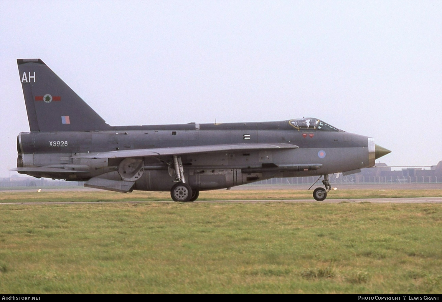 Aircraft Photo of XS928 | English Electric Lightning F6 | UK - Air Force | AirHistory.net #460748