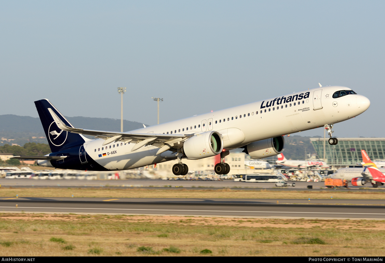 Aircraft Photo of D-AIEK | Airbus A321-271N | Lufthansa | AirHistory.net #460801
