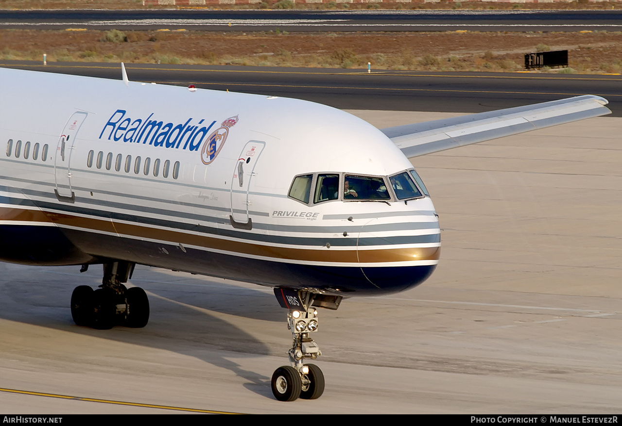 Aircraft Photo of EC-HDS | Boeing 757-256 | Privilege Style | AirHistory.net #460873