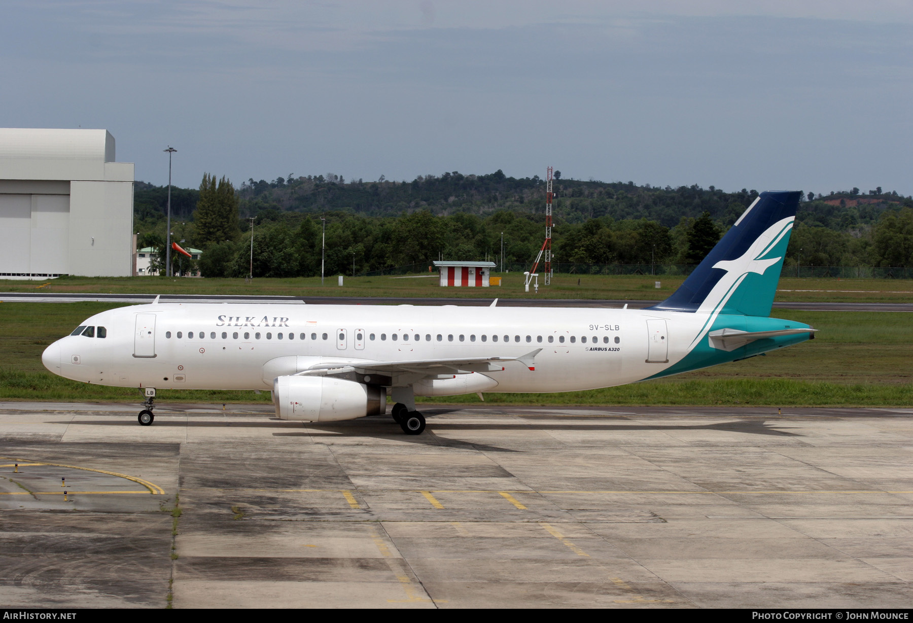 Aircraft Photo of 9V-SLB | Airbus A320-232 | SilkAir | AirHistory.net #460901