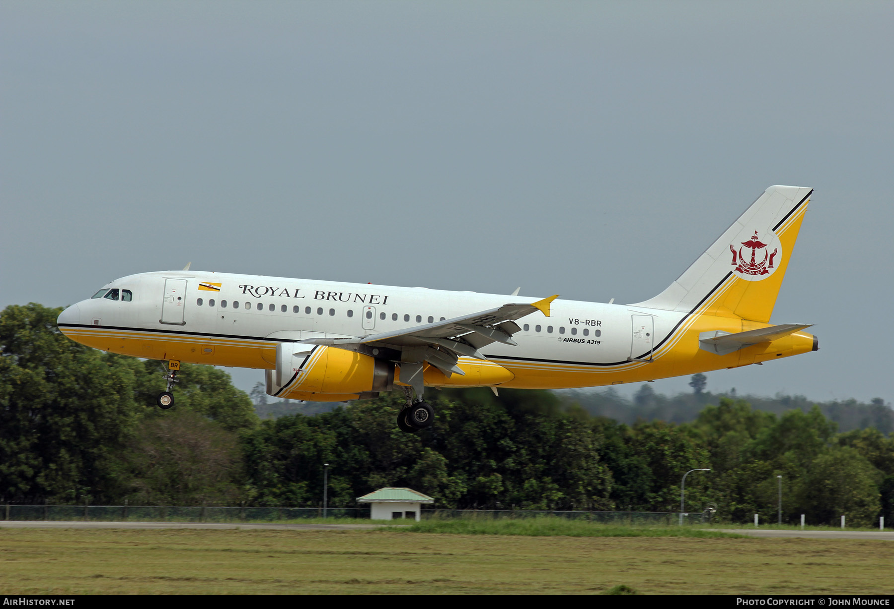 Aircraft Photo of V8-RBR | Airbus A319-132 | Royal Brunei Airlines | AirHistory.net #460915
