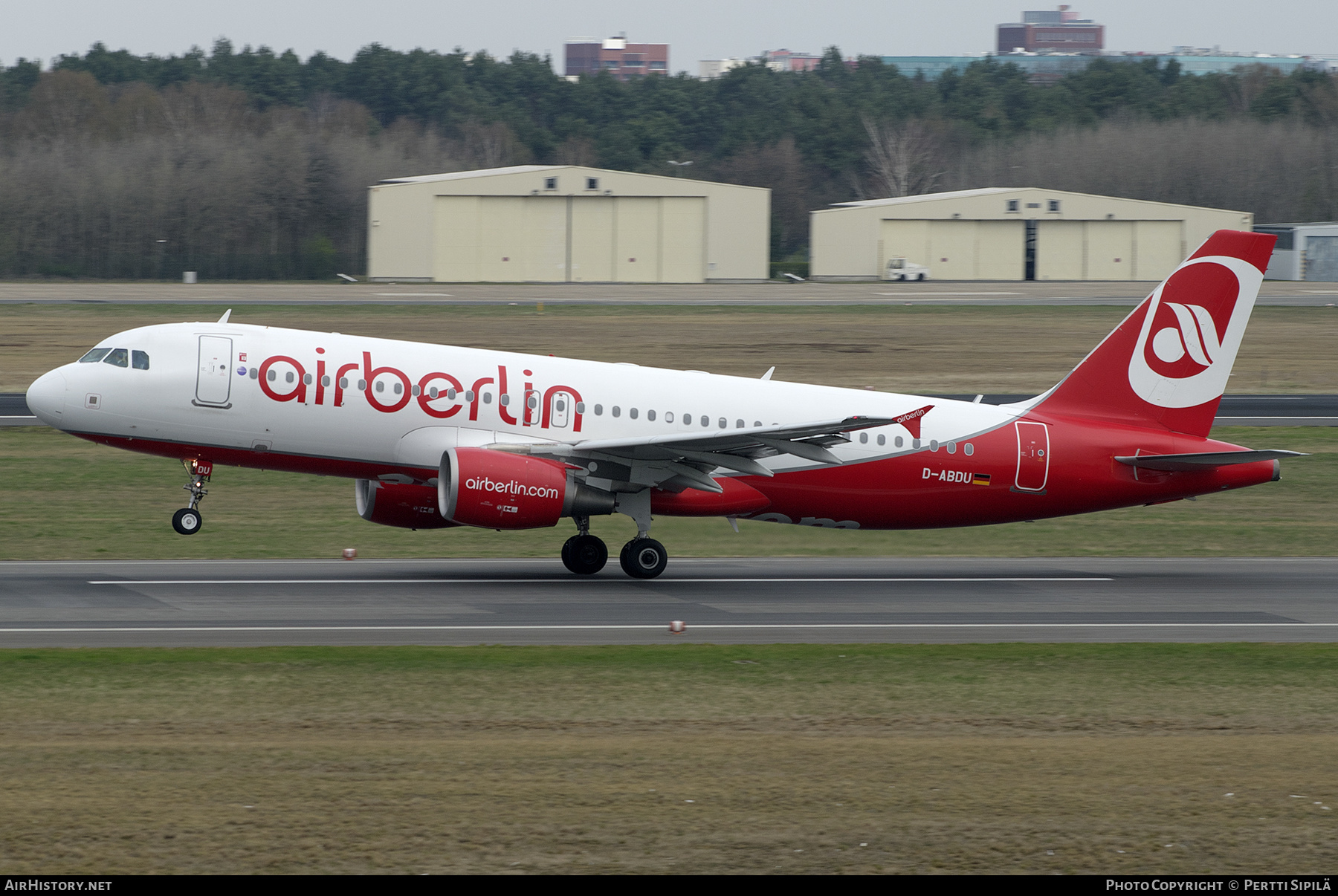 Aircraft Photo of D-ABDU | Airbus A320-214 | Air Berlin | AirHistory.net #460947
