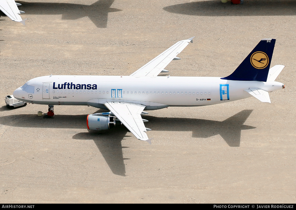 Aircraft Photo of D-AIPH | Airbus A320-211 | Lufthansa | AirHistory.net #460980