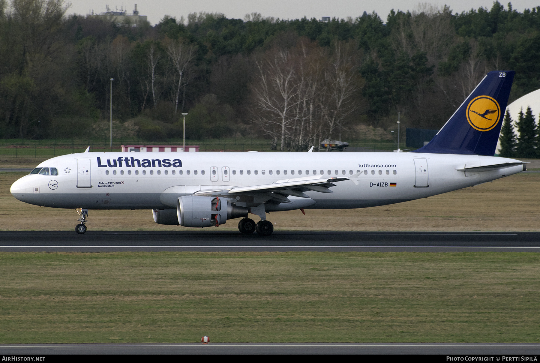 Aircraft Photo of D-AIZB | Airbus A320-214 | Lufthansa | AirHistory.net #460996