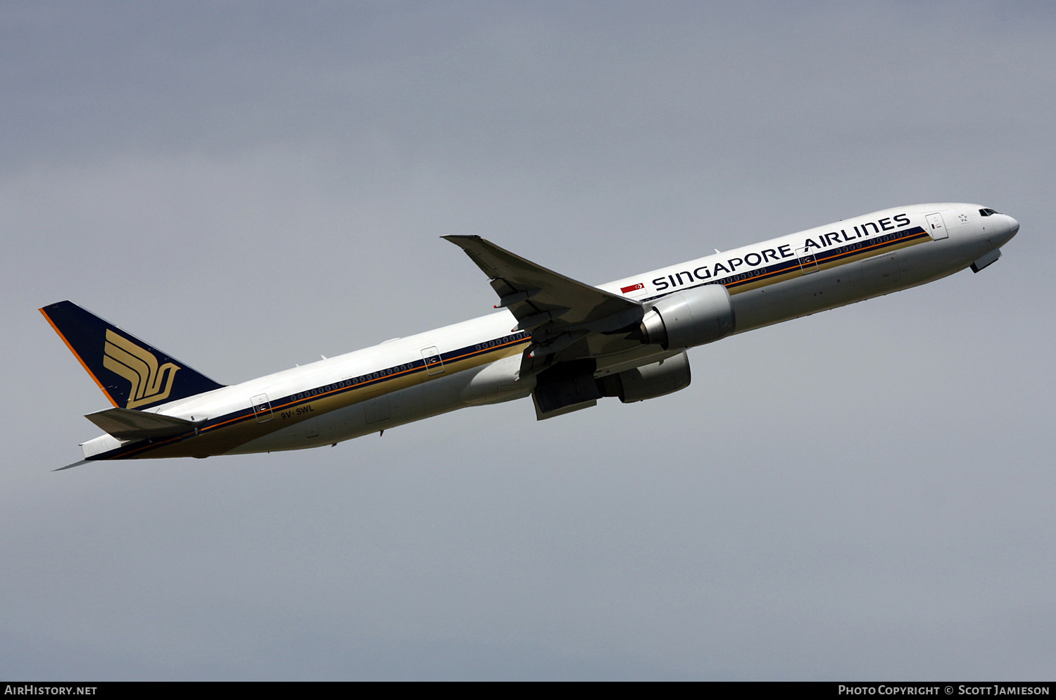 Aircraft Photo of 9V-SWL | Boeing 777-312/ER | Singapore Airlines | AirHistory.net #461062