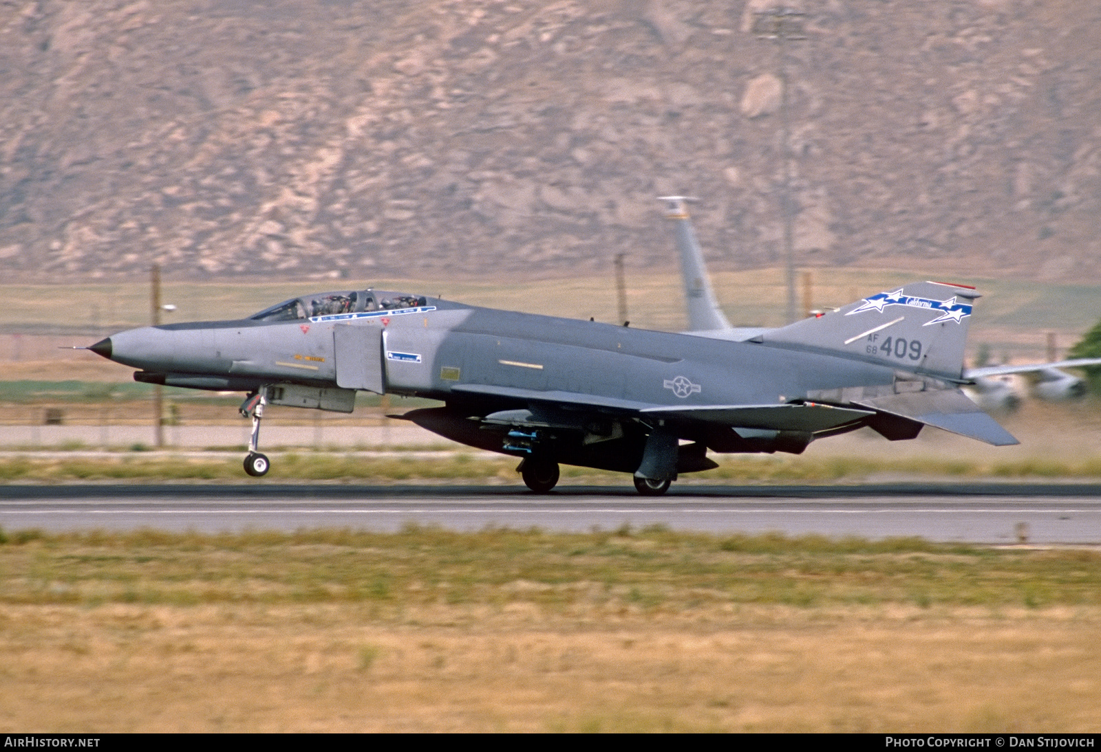 Aircraft Photo of 68-0409 / AF68-409 | McDonnell Douglas F-4E Phantom II | USA - Air Force | AirHistory.net #461077