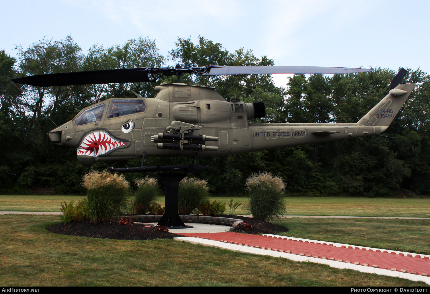 Aircraft Photo of 67-15490 / 0-15490 | Bell AH-1F Cobra (209) | USA - Army | AirHistory.net #461125