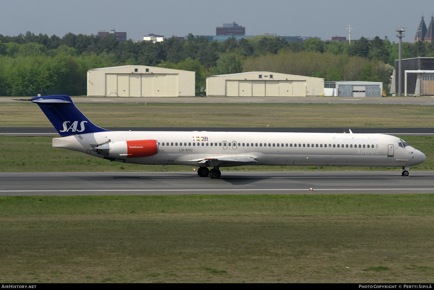 Aircraft Photo of LN-RMO | McDonnell Douglas MD-82 (DC-9-82) | Scandinavian Airlines - SAS | AirHistory.net #461151