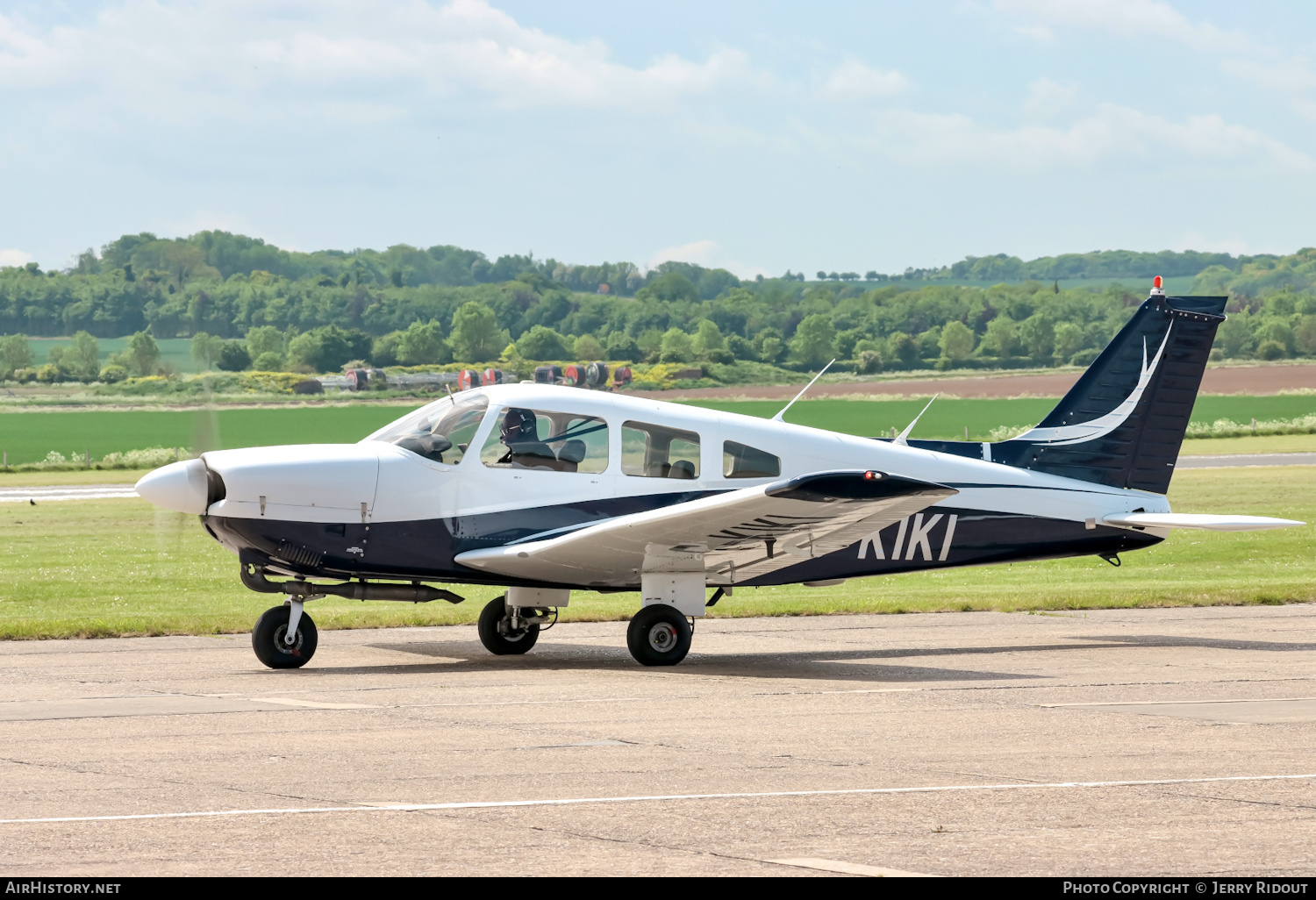 Aircraft Photo of G-KIKI | Piper PA-28-181 Archer II | AirHistory.net #461160