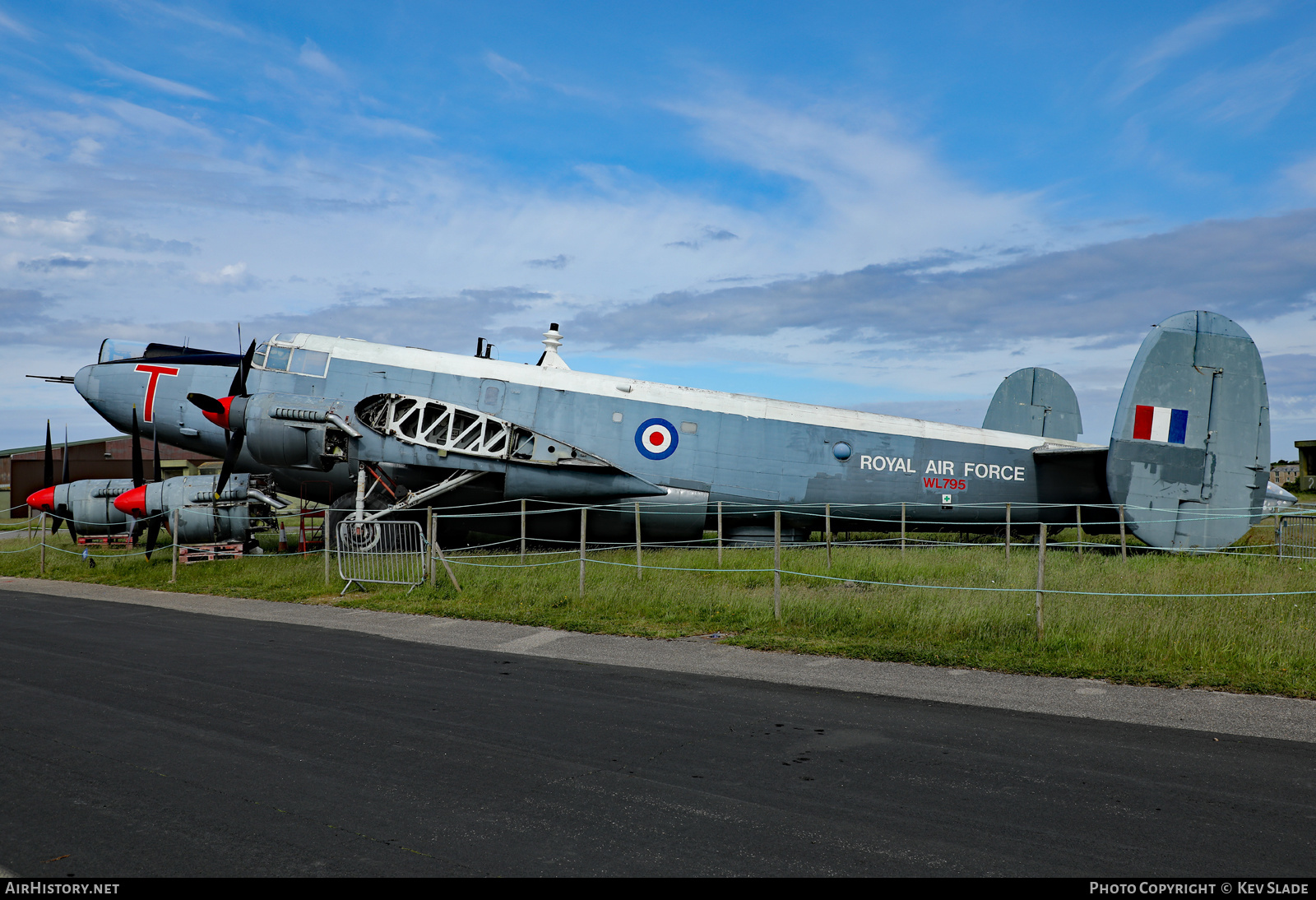 Aircraft Photo of WL795 / 8753M | Avro 696 Shackleton MR2C | UK - Air Force | AirHistory.net #461205