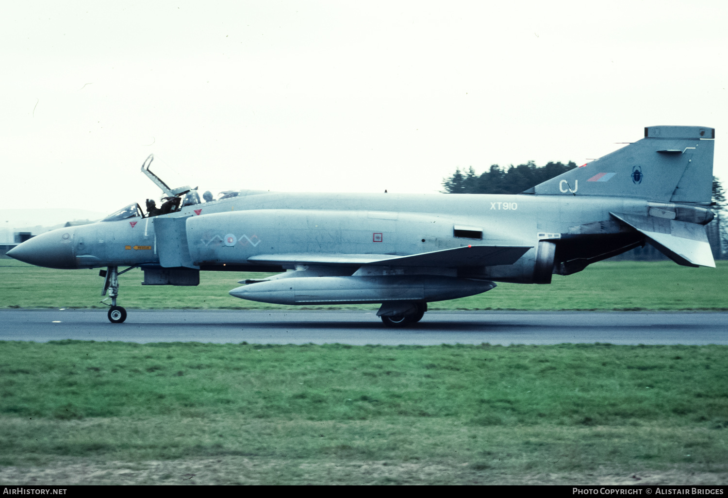 Aircraft Photo of XT910 | McDonnell Douglas F-4M Phantom FGR2 | UK - Air Force | AirHistory.net #461206