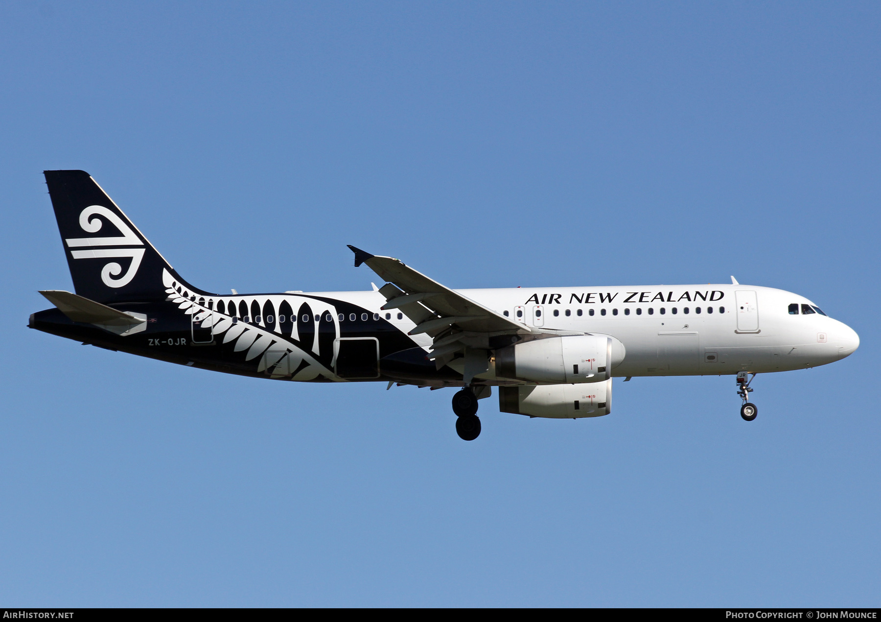 Aircraft Photo of ZK-OJR | Airbus A320-232 | Air New Zealand | AirHistory.net #461306