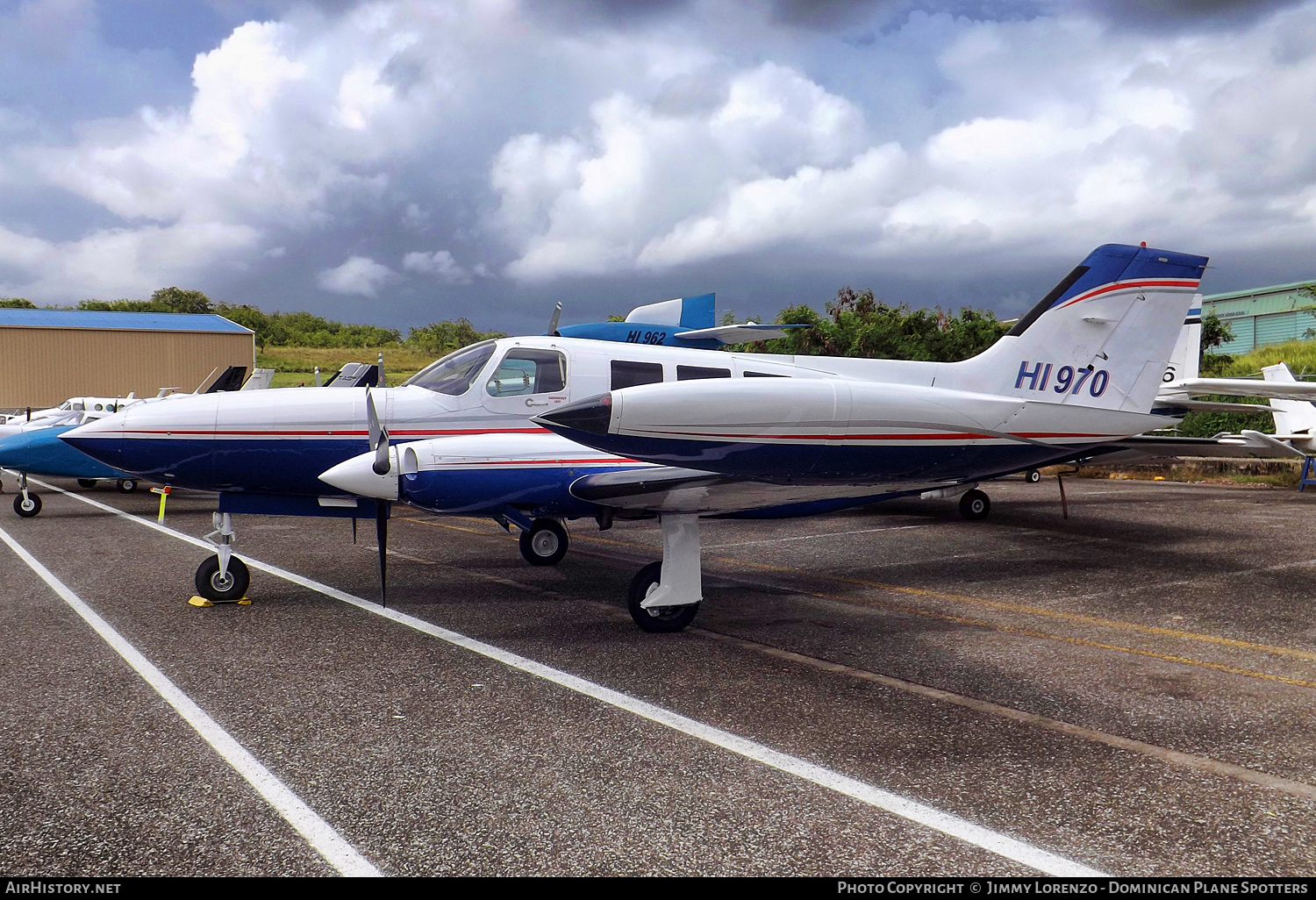 Aircraft Photo of HI970 | Cessna 402B | AirHistory.net #461418